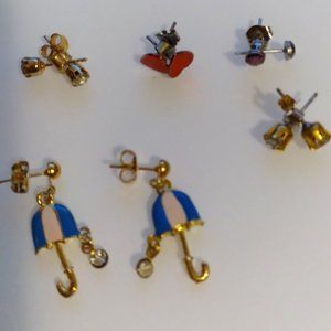 Adorable Vintage Umbrella and Stud earrings